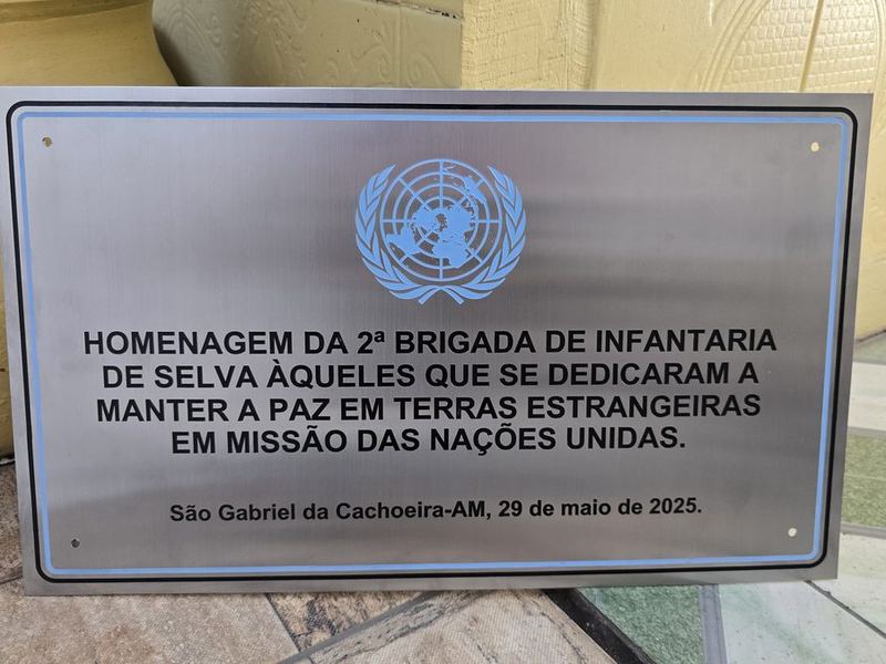 Placa em aço inox Peacekeepers